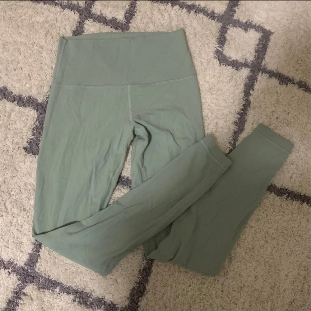 Lululemon aligns